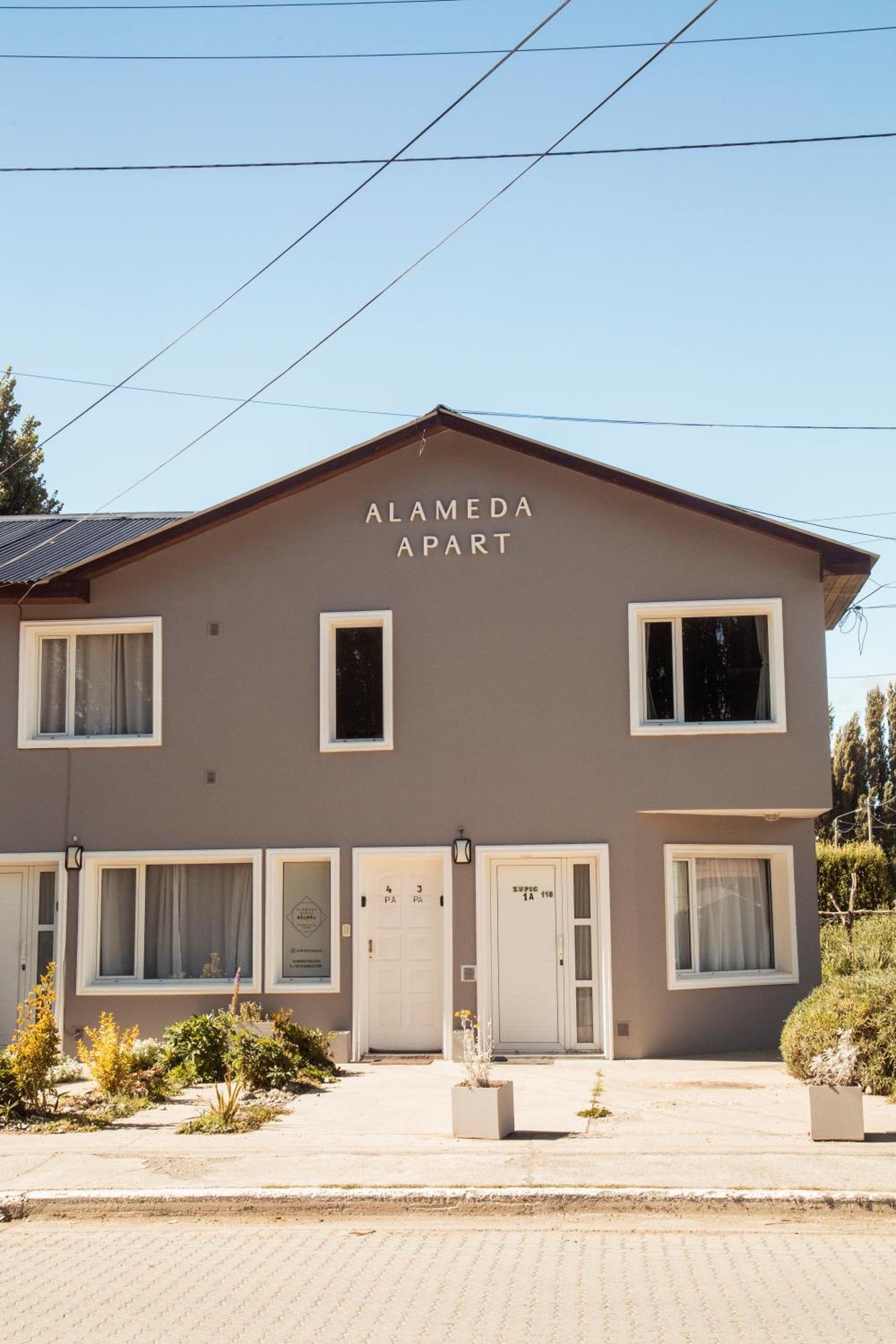 Alameda Apart Ел Калафате Екстериор снимка